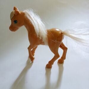 MATTEL BARBIE SWEET ORCHARD FARM TAN PONY HORSE 5.5 In